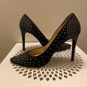 Enzo Angiolini Studded Heels!!